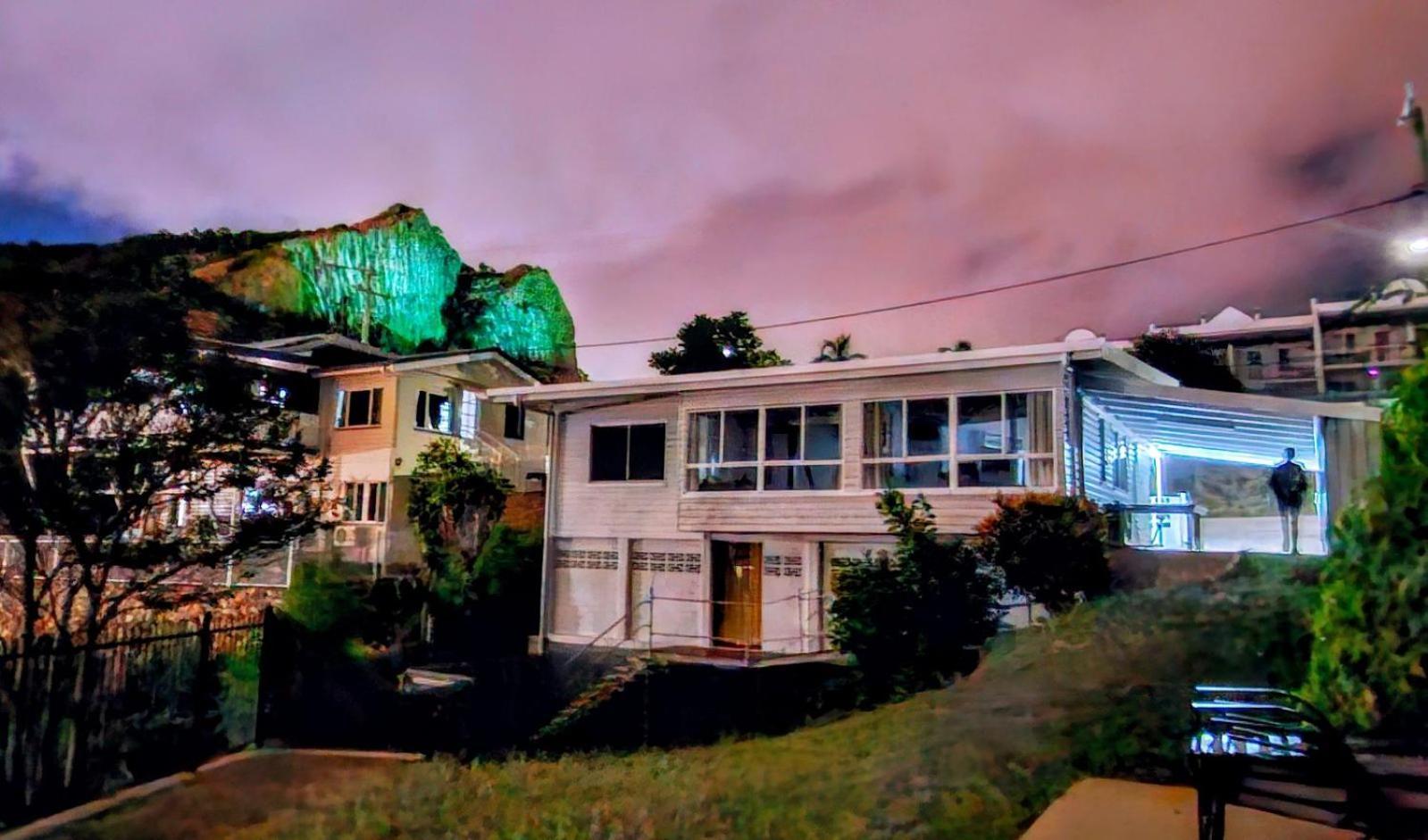 3 Bdrm In Heart Holiday home Townsville